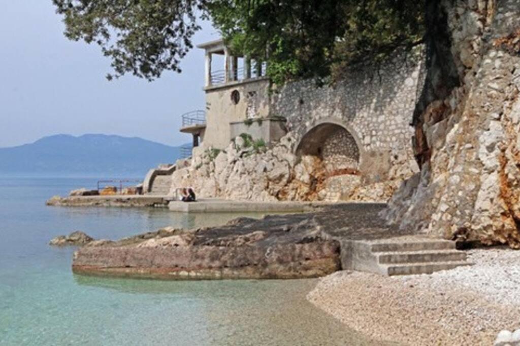 Apartment Mediterranean Garden غييكا المظهر الخارجي الصورة