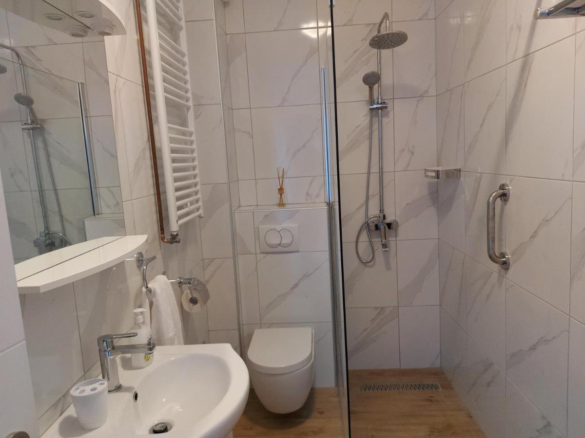 Apartment Mediterranean Garden غييكا المظهر الخارجي الصورة