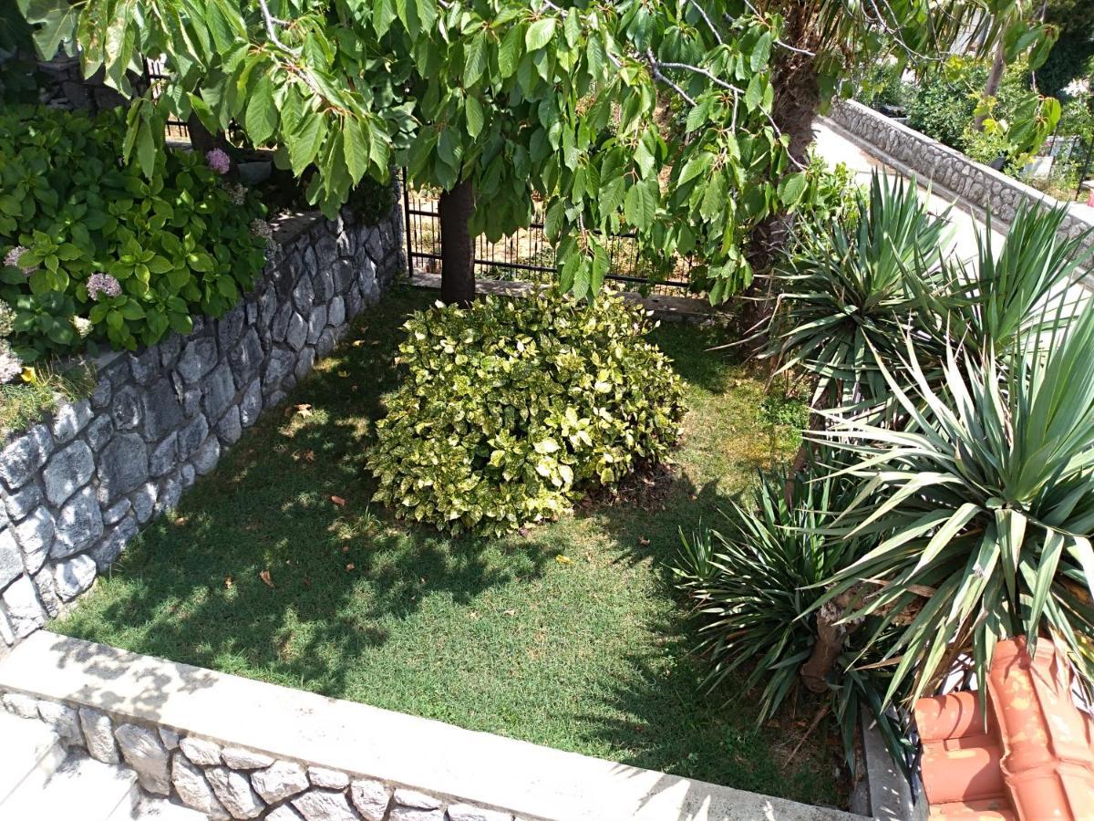 Apartment Mediterranean Garden غييكا المظهر الخارجي الصورة
