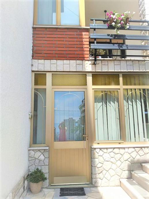 Apartment Mediterranean Garden غييكا المظهر الخارجي الصورة