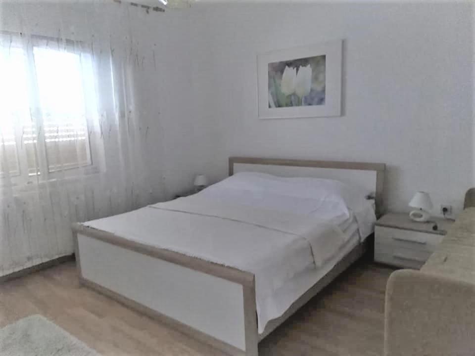 Apartment Mediterranean Garden غييكا المظهر الخارجي الصورة