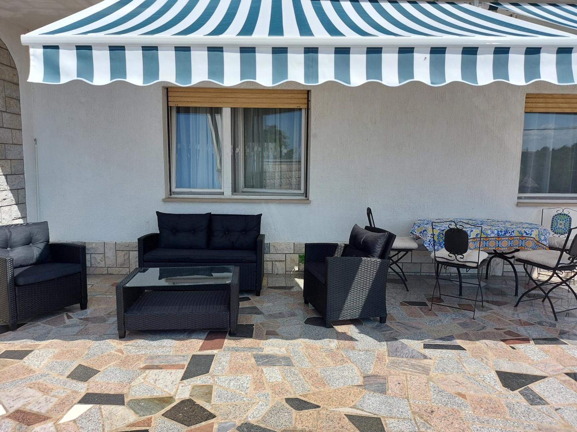 Apartment Mediterranean Garden غييكا المظهر الخارجي الصورة